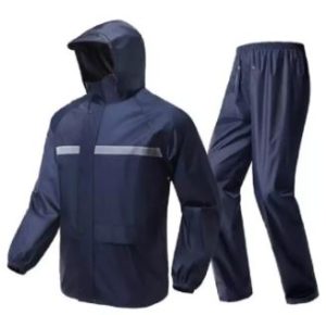 Rain Coat for men 100% waterproof and two parts nylon fabric PVC sealing rain coats and pants